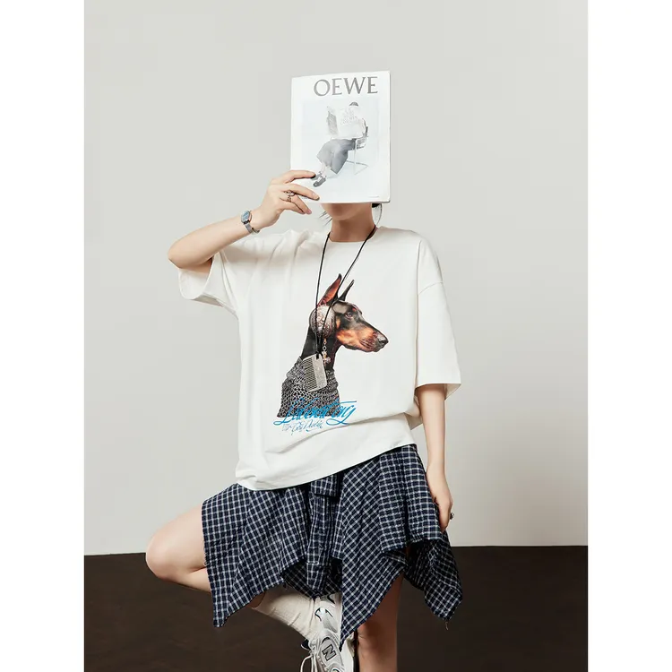 「周里物出品」白色T恤女2025夏季新款杜宾印花宽松休闲圆领短袖