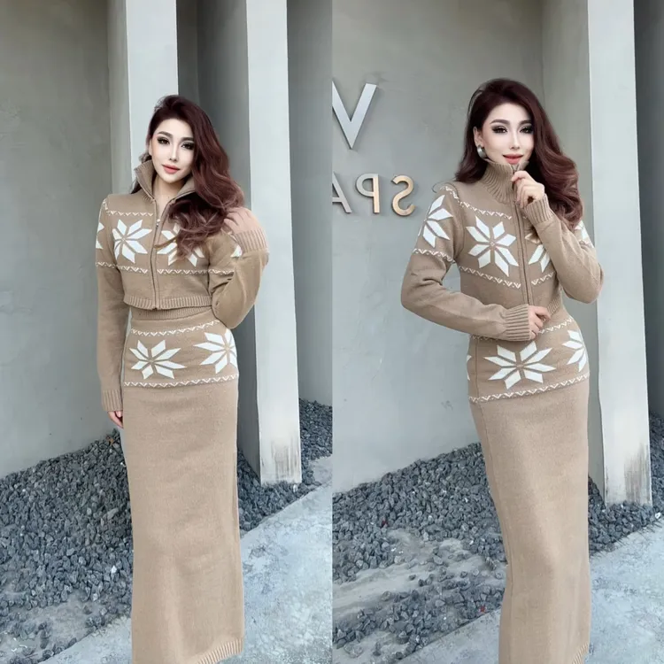 时尚套装开衫修身保暖民族风开叉冬季包臀女装针织