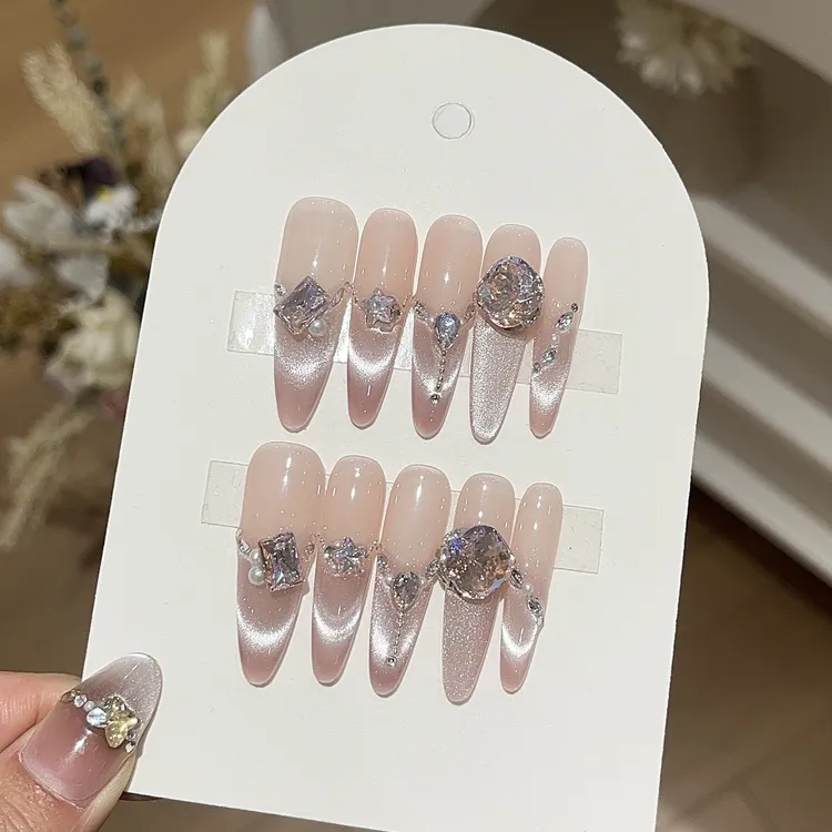 【春日限定】春夏日粉嫩少女感爆闪微笑极光猫眼K9穿戴甲冰透穿戴式