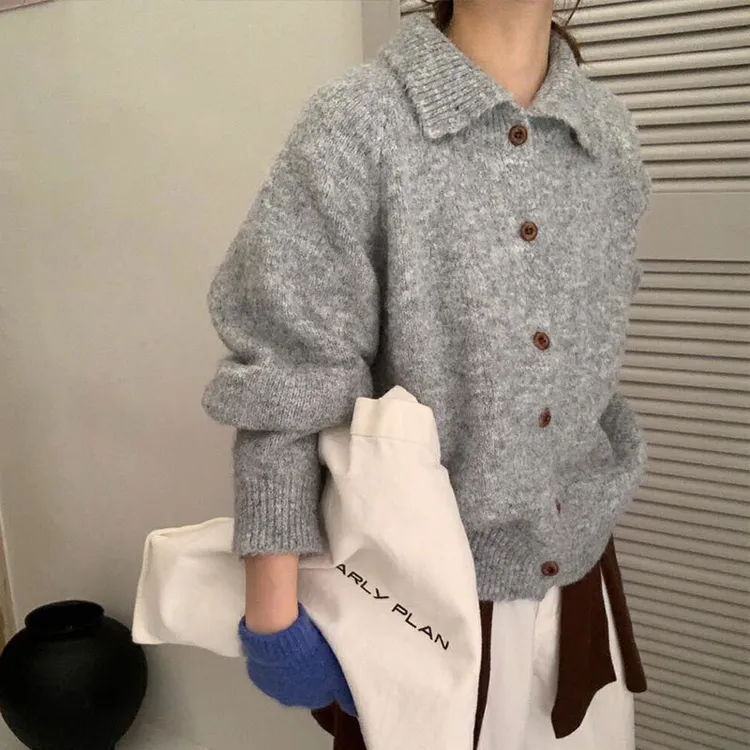韩系设计感立领软糯毛衣开衫女秋冬新款宽松落肩长袖针织外套