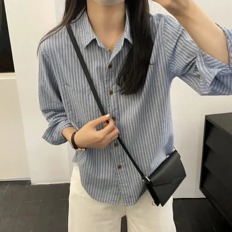 衬衣女2025早秋新款高级感轻奢减龄洋气复古港风穿搭宽松条纹衬衫
