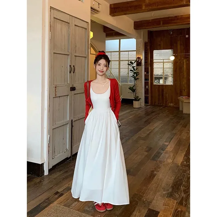 法式新款小众红色外套搭配白色连衣裙女2025新款简约高级感两件套