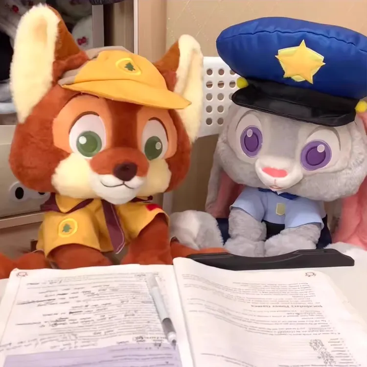 疯狂动物城尼克玩偶朱迪公仔毛绒玩具抱枕布娃娃兔子警官生日礼物