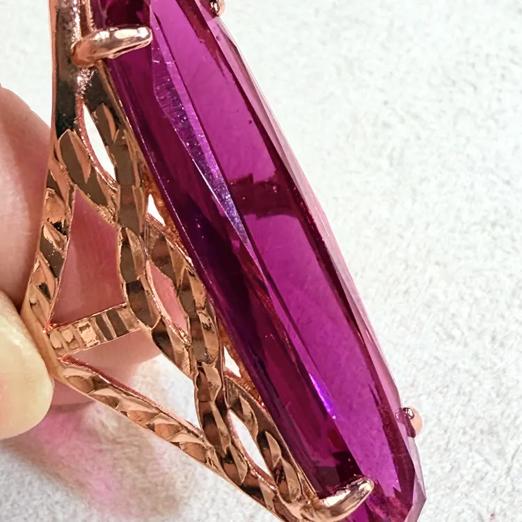 纯铜仿水晶戒指 新款时尚قىزىل ياقۇت ئۈزۈك