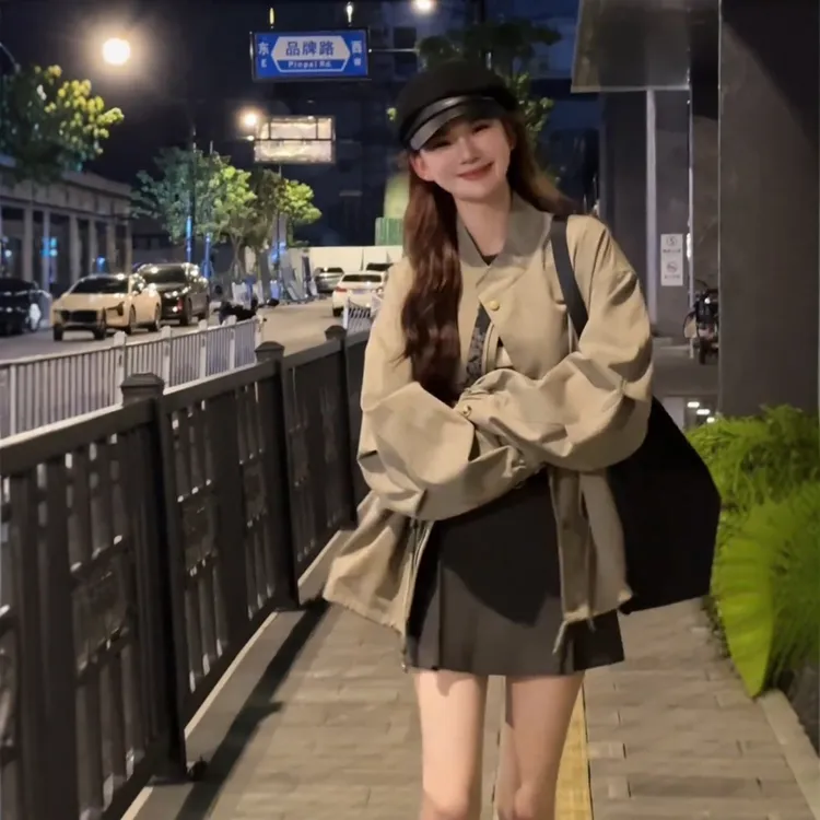 2025秋季高级感立领风衣短外套女装小个子巨好看时尚休闲夹克上衣