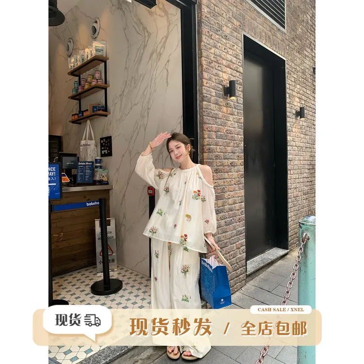 陳文文xenl【半亩花田】新款波西米亚风露肩上衣休闲裤两件套0121