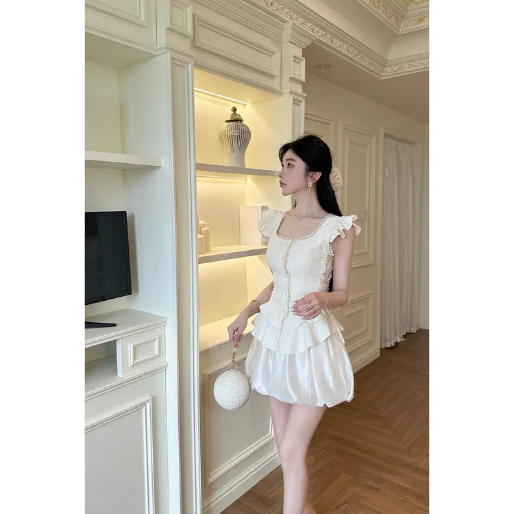 毛妮LADIESFIRST【重游南法】法式方领衬衫女飞飞袖花边上衣L1954