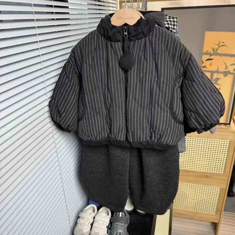 儿童外套2025新款冬装儿童保暖百搭宽松加厚棉服男孩休闲舒适上衣