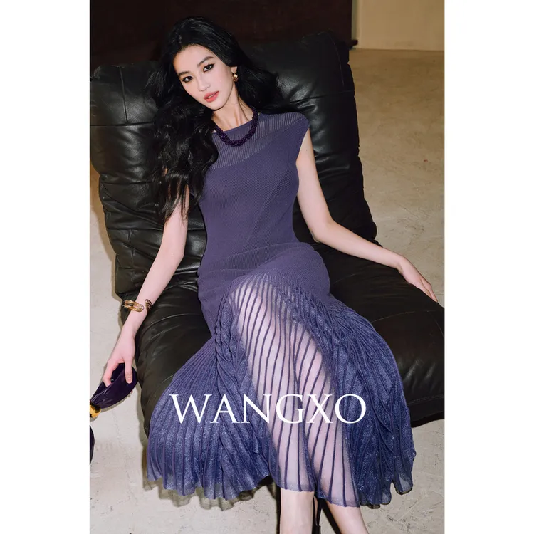 WANGXO 欧根纱伞摆针织连衣裙  250005W
