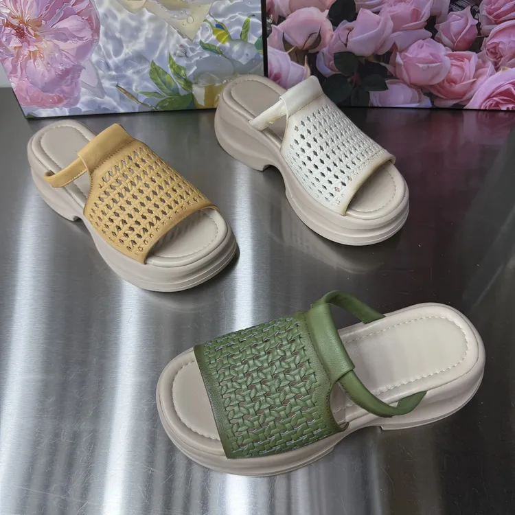 10665厚底罗马风格耐脏夏季增高一字拖凉鞋休闲百搭女鞋