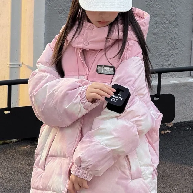 麦咔牛牛2025新款女童冬季羽绒服外套中大童加厚抗寒保暖洋气扎染