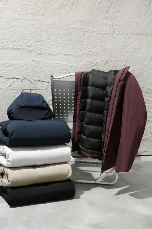 BLUE-25078 男士商款连帽三防压胶羽绒服