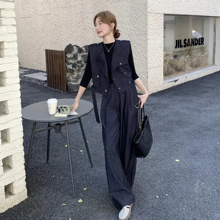 老钱风穿搭休闲牛仔马甲时尚套装女秋季2025新款显瘦阔腿裤两件套