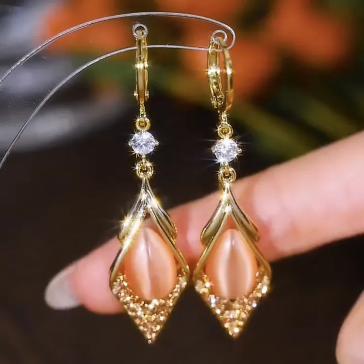 铜合金合成锆石耳饰 几何菱形猫眼石耳环高级感显贵气时尚耳饰