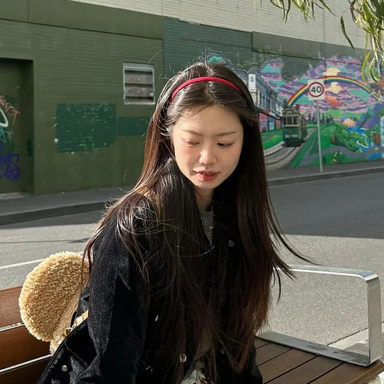 高级感红色缎面发箍女复古洋气细边头箍2025新款简约百搭发卡发饰