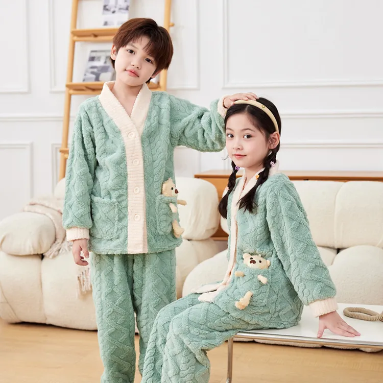秋冬儿童法兰绒睡衣加绒加厚宝宝中大童珊瑚绒家居服亲子睡衣套装