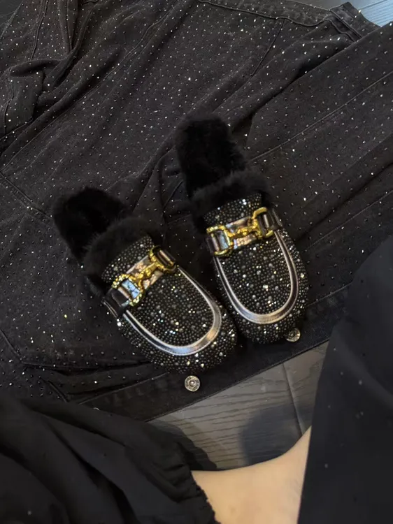 大金大码女鞋40-43钻面毛口时尚豆豆鞋