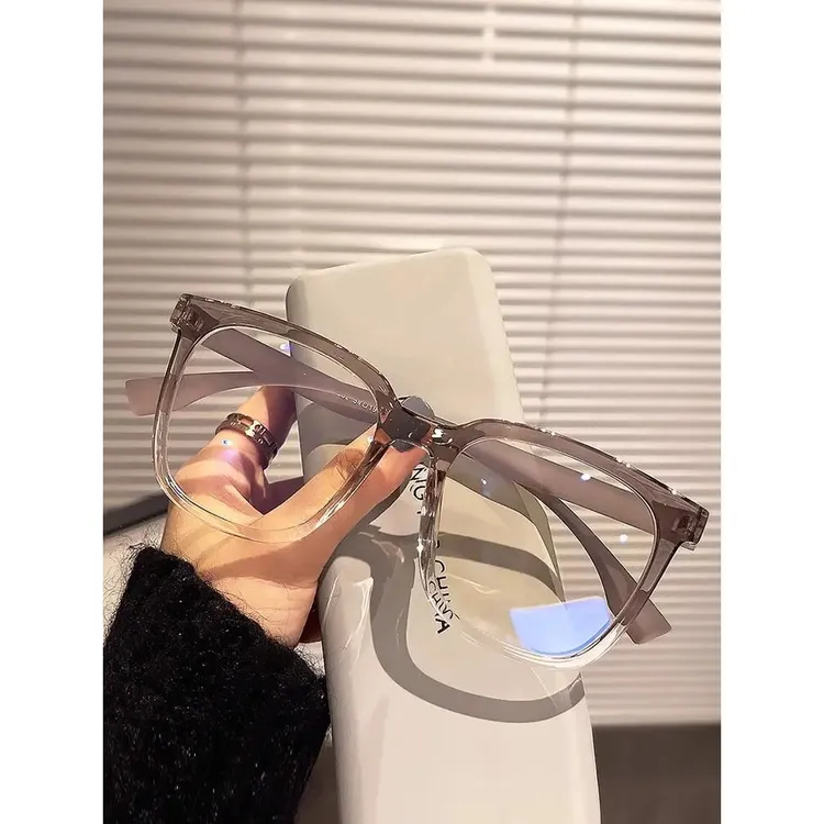 新款粗框透明双色老花眼镜女圆长脸高清防蓝光减龄时尚中老年眼镜