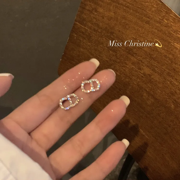  蒲恋锆石字母CD耳环女小众设计感高级轻奢气质耳钉耳饰