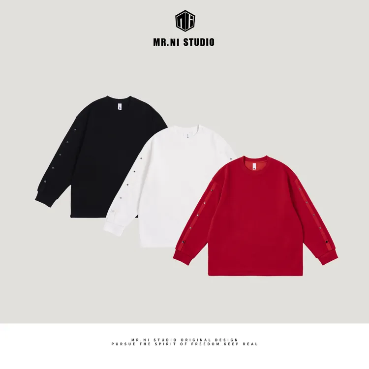 MR.NI/倪先生「云柔」糯米高织坑条肌理感织带铆钉扣加绒长袖T恤