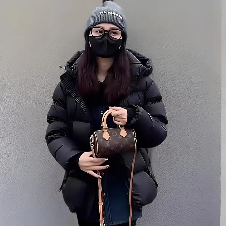 情侣短款棉服女2025年冬季新款爆款男女加厚宽松棉衣黑色棉袄外套