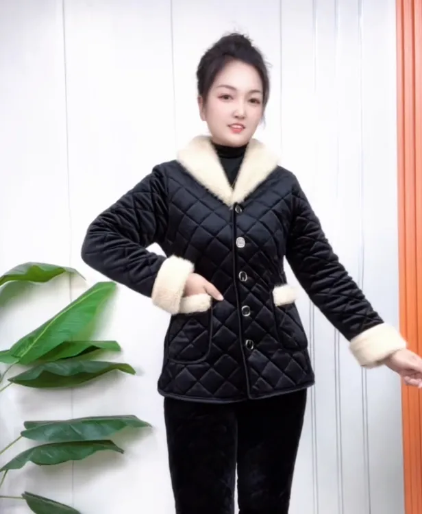 新款翻领加绒加厚冬季时尚洋气毛领女士套装妈妈装保暖棉衣棉裤