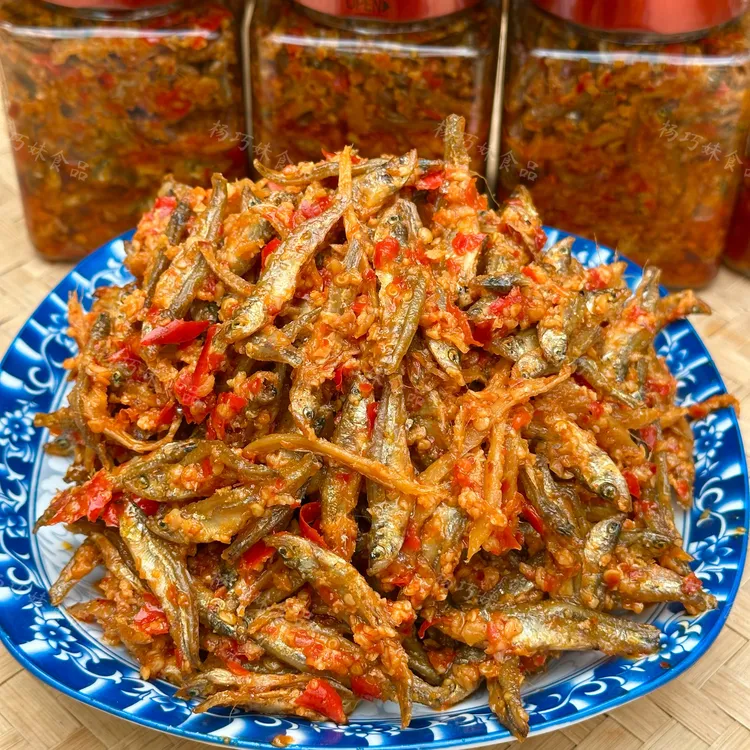 杨巧妹香辣小鱼干江西特产美食即食下饭菜香辣鱼辣椒酱调味佐餐