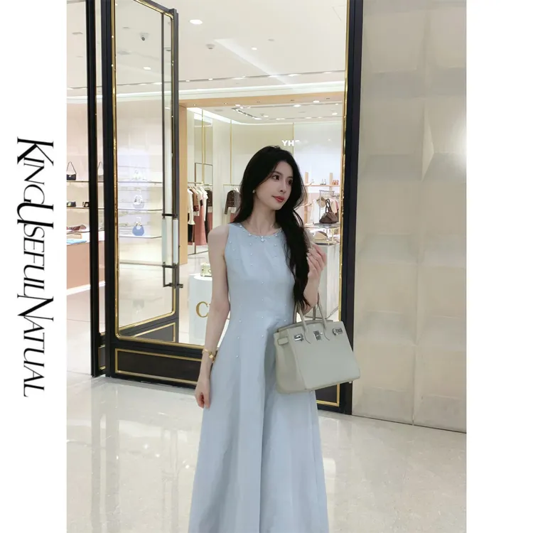 KUN【西区晨雾】立裁精致感 显白色仿牛仔烫银钉珠设计无袖连衣裙