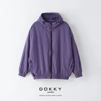 Dokky「情侣款-高街明星」超五防.时髦轻户外.轻量连帽冲锋外套