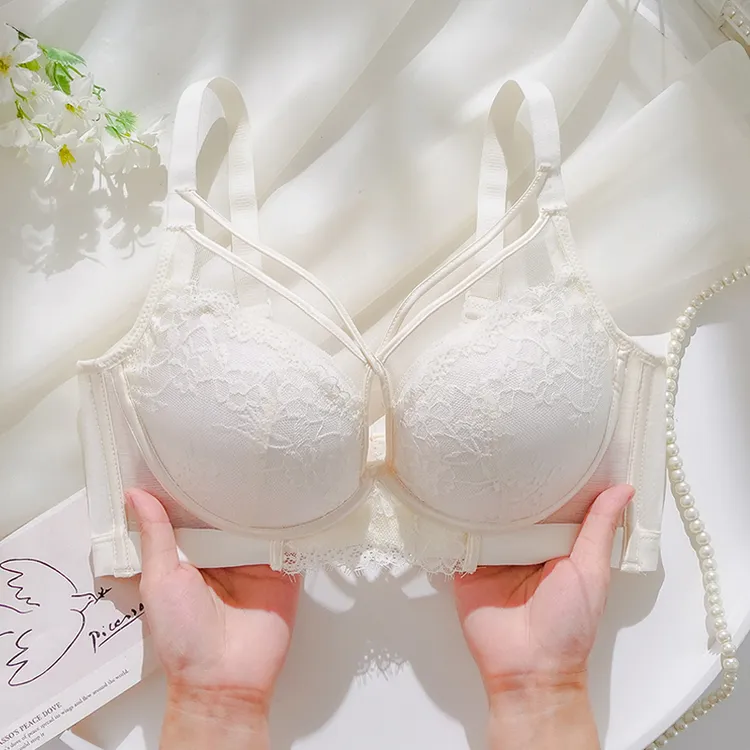 6CM加厚小胸聚拢性感蕾丝内衣女防下垂收副乳调整型无钢圈文胸罩