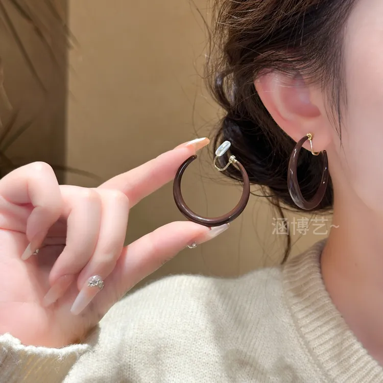 铜合金耳饰 深咖色秋冬百搭无耳洞耳夹气质网红时尚复古法式欧美