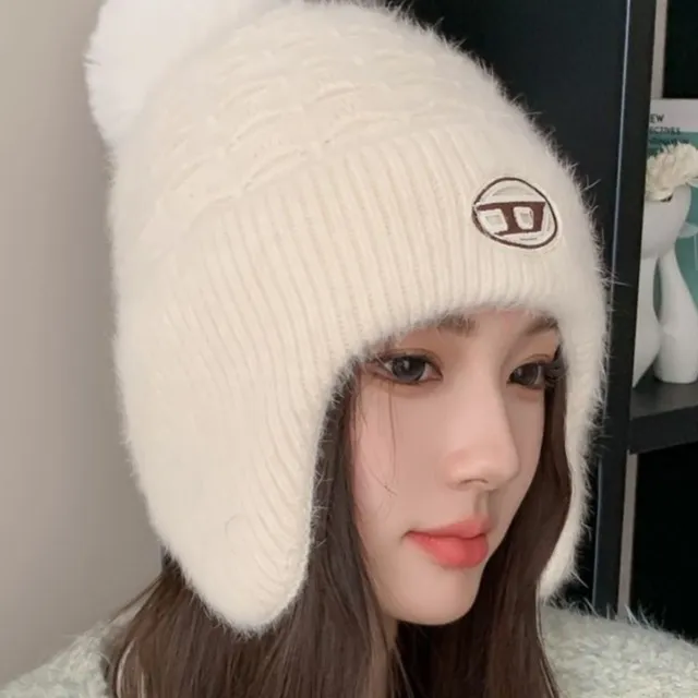 冬季帽子妇女的k型时尚和多才多艺的时尚加毛绒羊毛帽子冬季自行