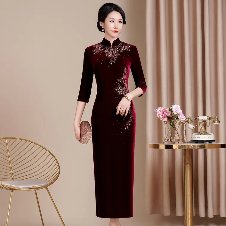 秋冬新款修身改良丝绒旗袍女喜婆婆喜妈妈敬酒服长款中老年妈妈装