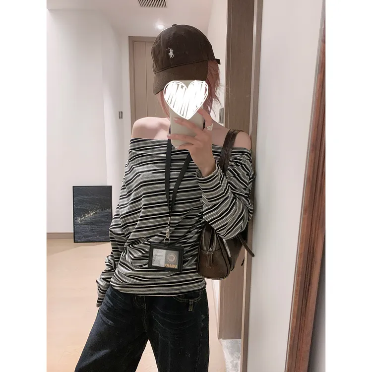 番茄妹妹Tomatosister 2025早秋新款韩系条纹一字领褶皱韩版上衣