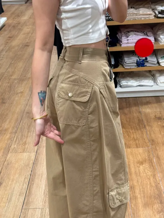 美式复古宽松弯刀裤女2025新款秋季设计感多口袋阔腿休闲工装裤子