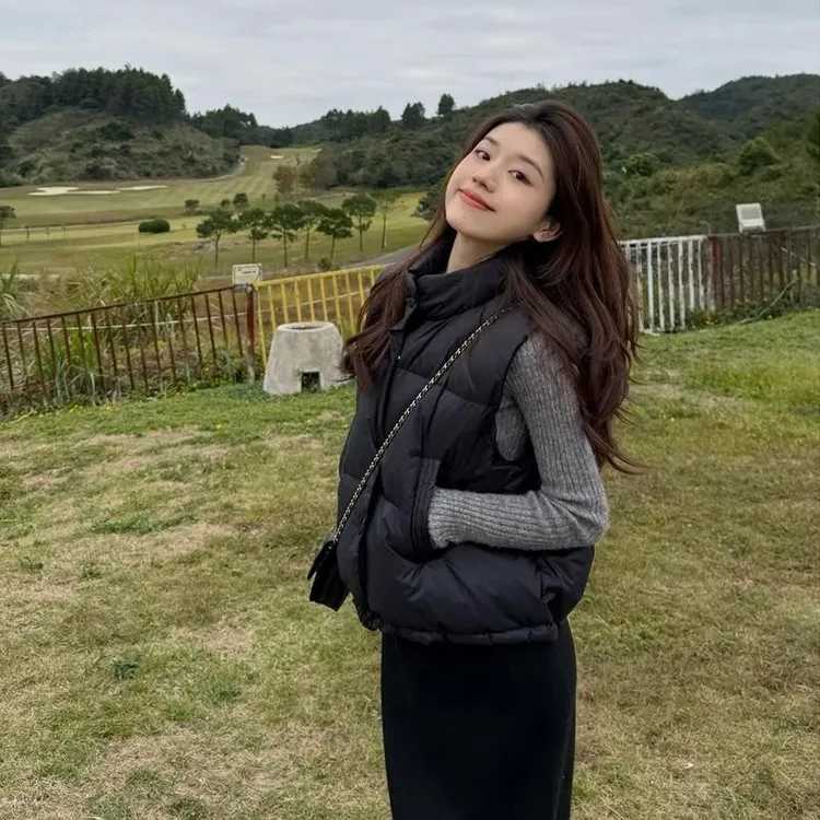 韩版黑色时尚气质短款保暖加厚马甲女秋冬外穿休闲百搭马夹小背心