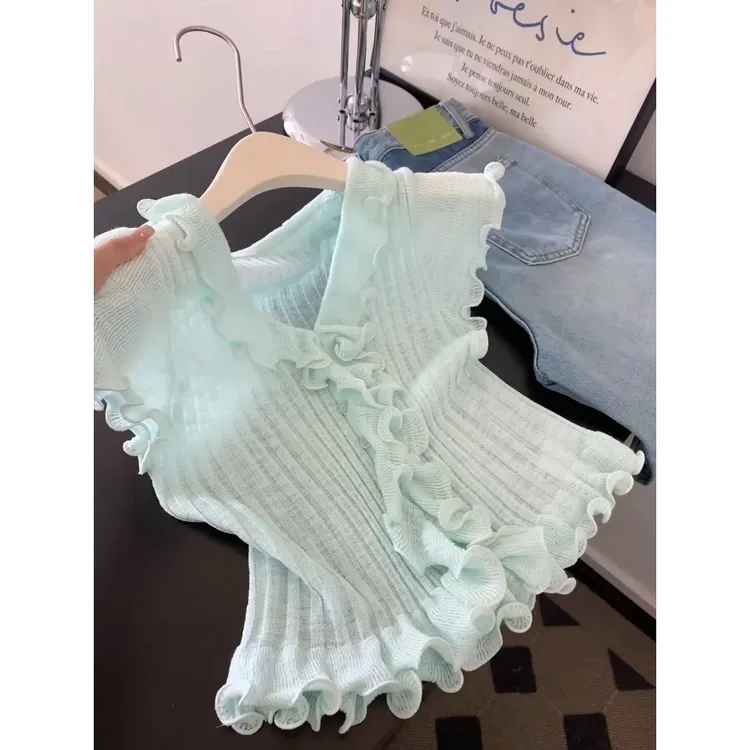 韩系小众木耳边坑条针织衫女2025夏季温柔单排扣荷叶边短袖上衣