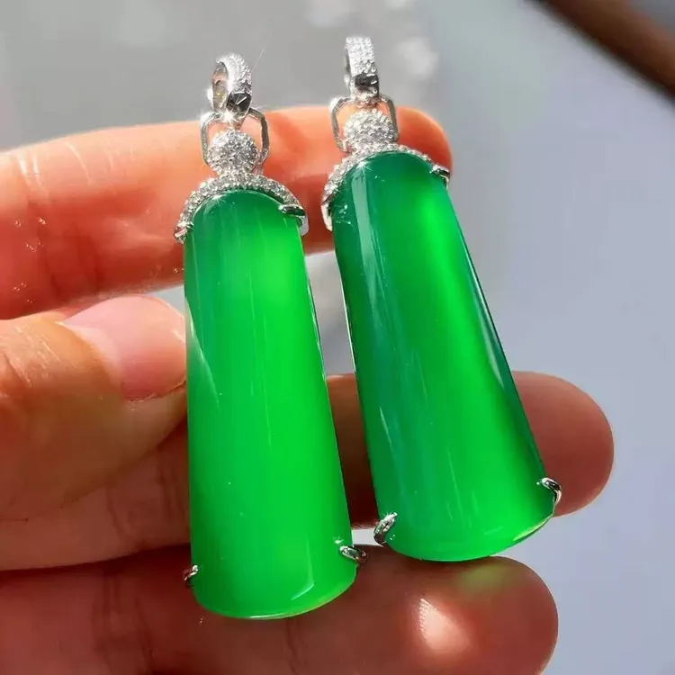 国风中式玛瑙镶嵌吊坠真玉平安无事牌女款玉牌子绿玉髓项链毛衣链