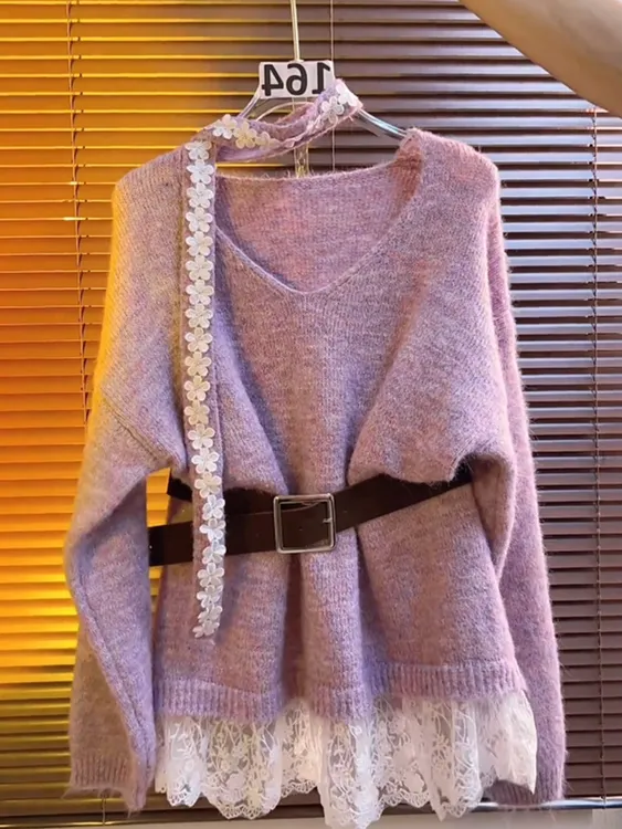 紫色宽松慵懒风巨好看穿搭针织V领毛衣2025秋冬新款早秋上衣女装
