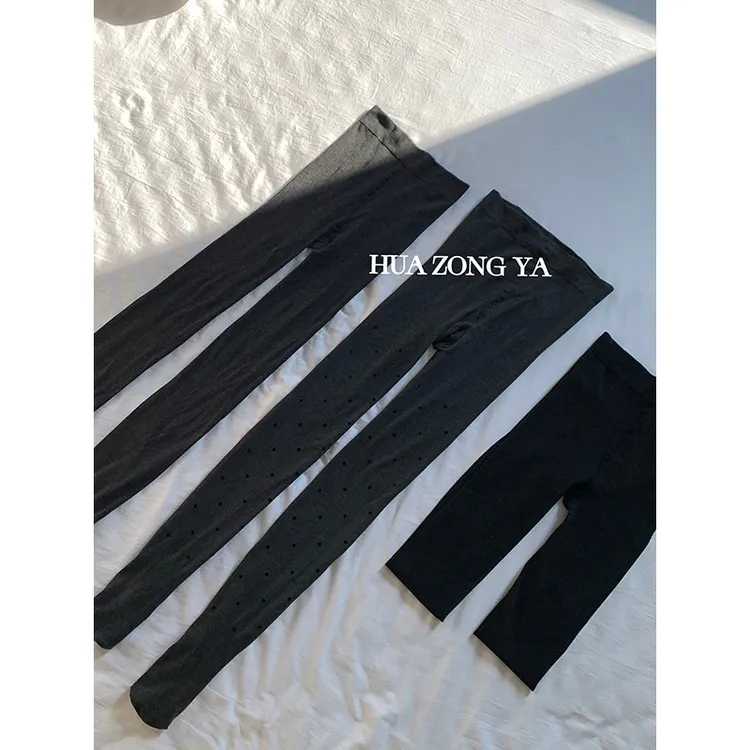 花总吖 秋冬新款高弹力竖坑条连脚打底裤脚底防滑）R425X17255