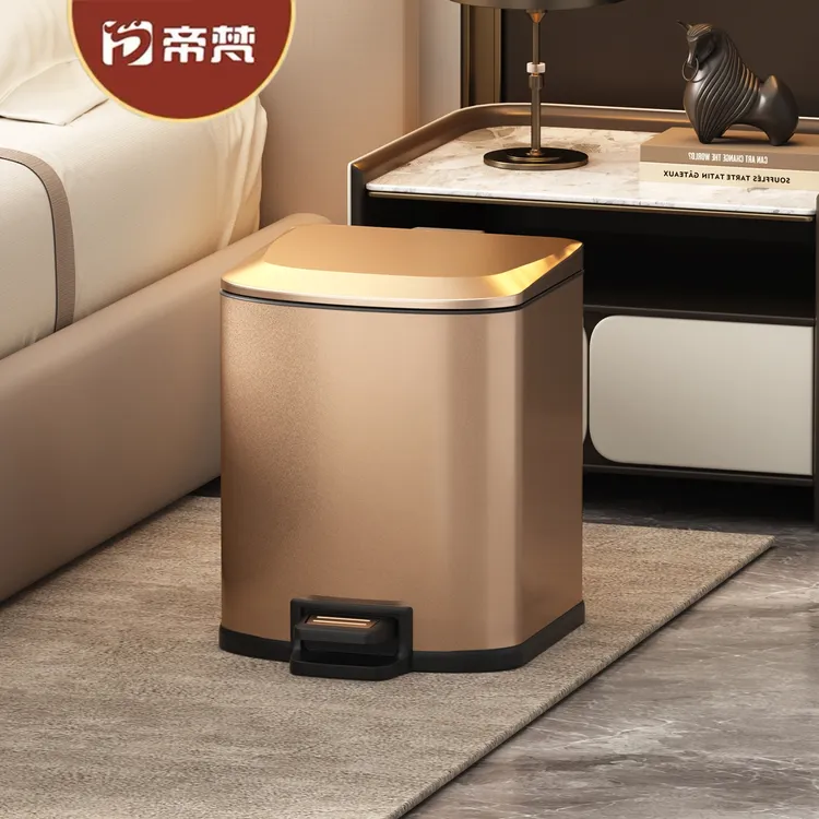 厨房专用大号垃圾桶家用2025新款网红客厅高端上档次大号金属带盖