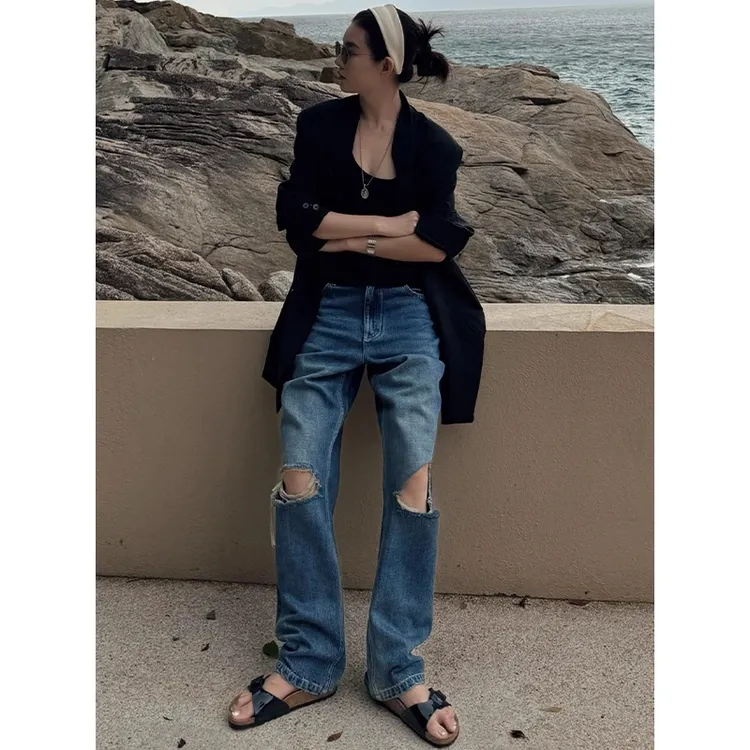 THESOONG|早秋新款水洗做旧膝盖下破洞中腰直筒牛仔裤HBNZ7277