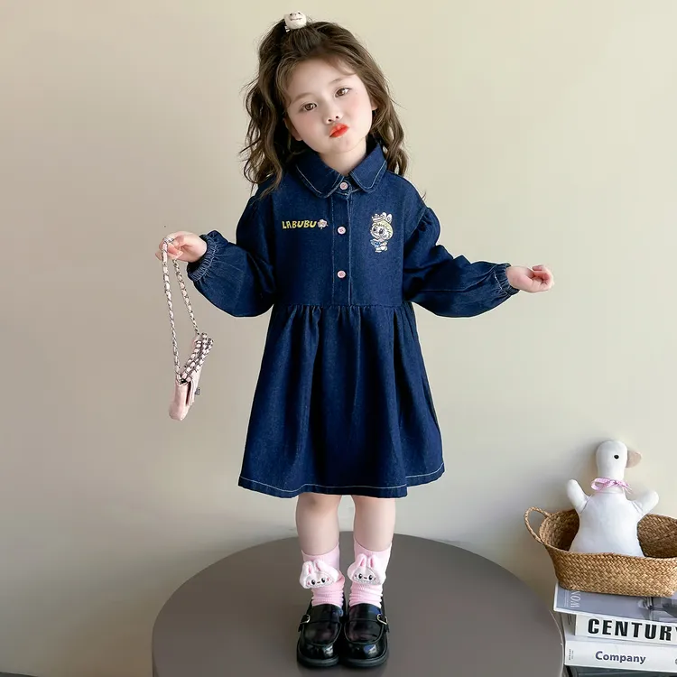 女童秋装连衣裙2025新款女宝宝早秋穿搭裙子卡通春秋款儿童牛仔裙