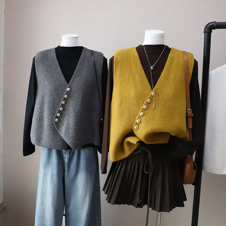 秋季韩版设计感上衣套装打底衫V领气质针织马甲两件套女洋气毛衣
