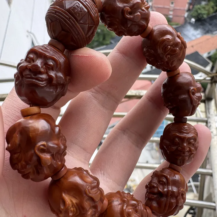 橄榄核核雕尺寸19毕业罗汉手工文玩手串手持挂件精品核雕核质红润