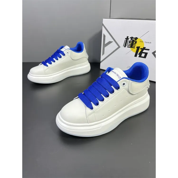 秋季新款高级感小白鞋男时尚麦昆轻奢明星同款潮牌增高网红板鞋潮