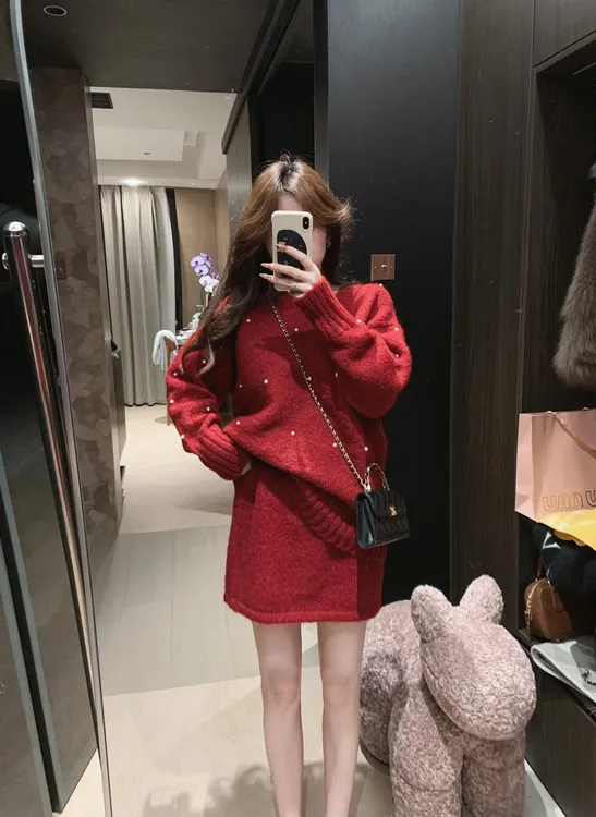 新年氛围感亲肤软糯重工钉珠显瘦红色针织毛衣高腰松紧半身裙套装