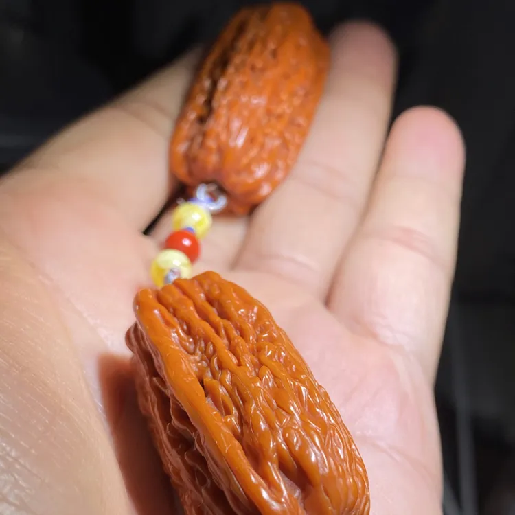 一物一图（058）：绣球核桃双截棍文玩核桃 尺寸高49左右