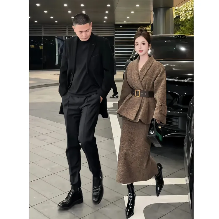 【冬装新款】DO673冬季时尚气质90白鸭绒羊毛呢外套+半身裙套装