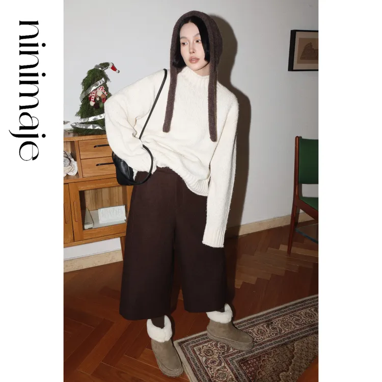 NanBeiBei 极简设计款立体剪裁廓形羊毛马裤 7621